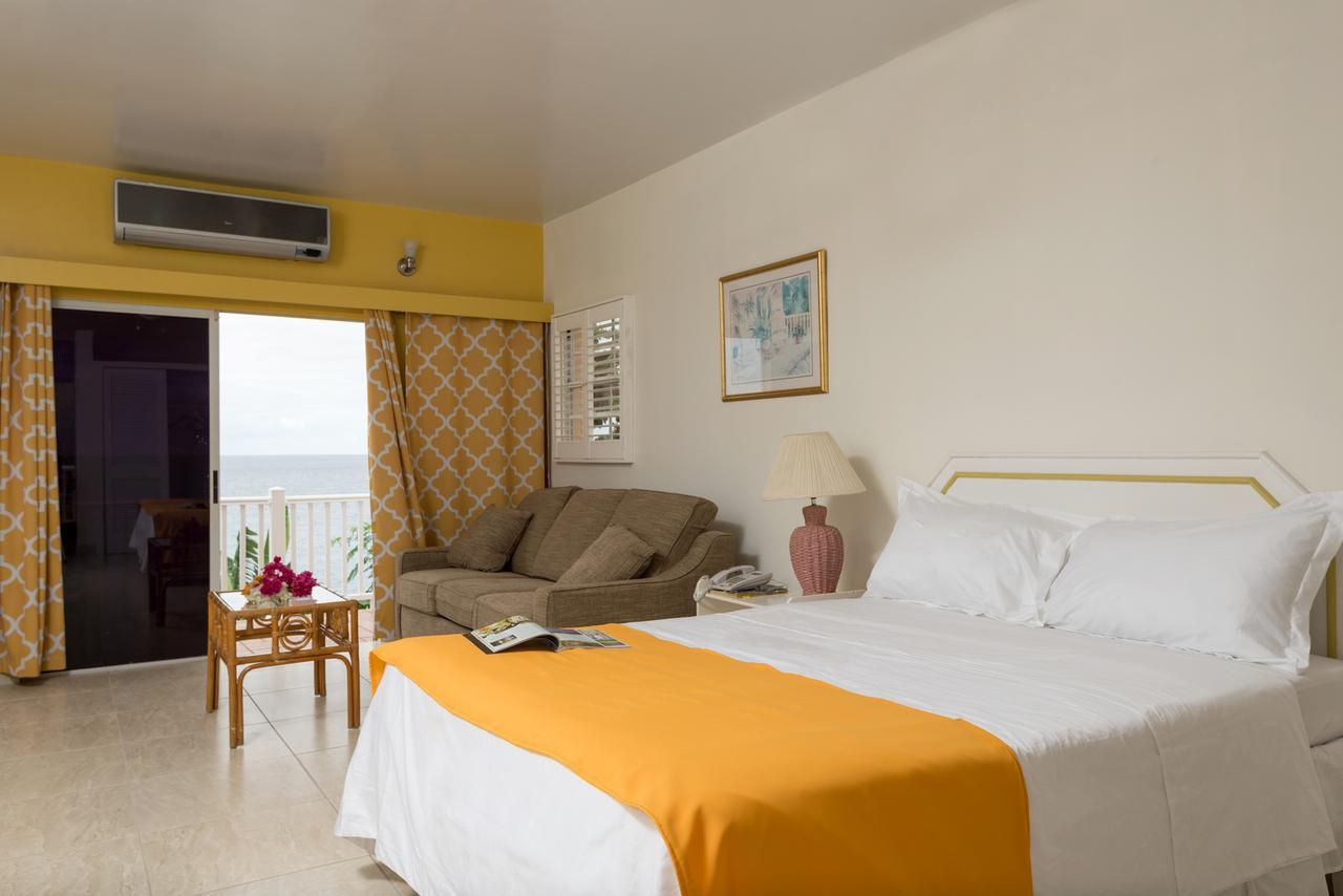 Bird Rock Beach Hotel Basseterre Exterior photo